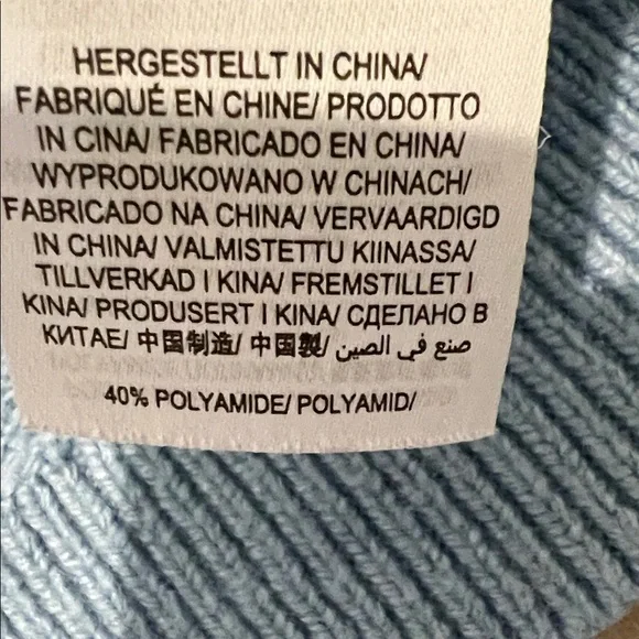 Cute cardigan 2-3years - Picture 3 of 3